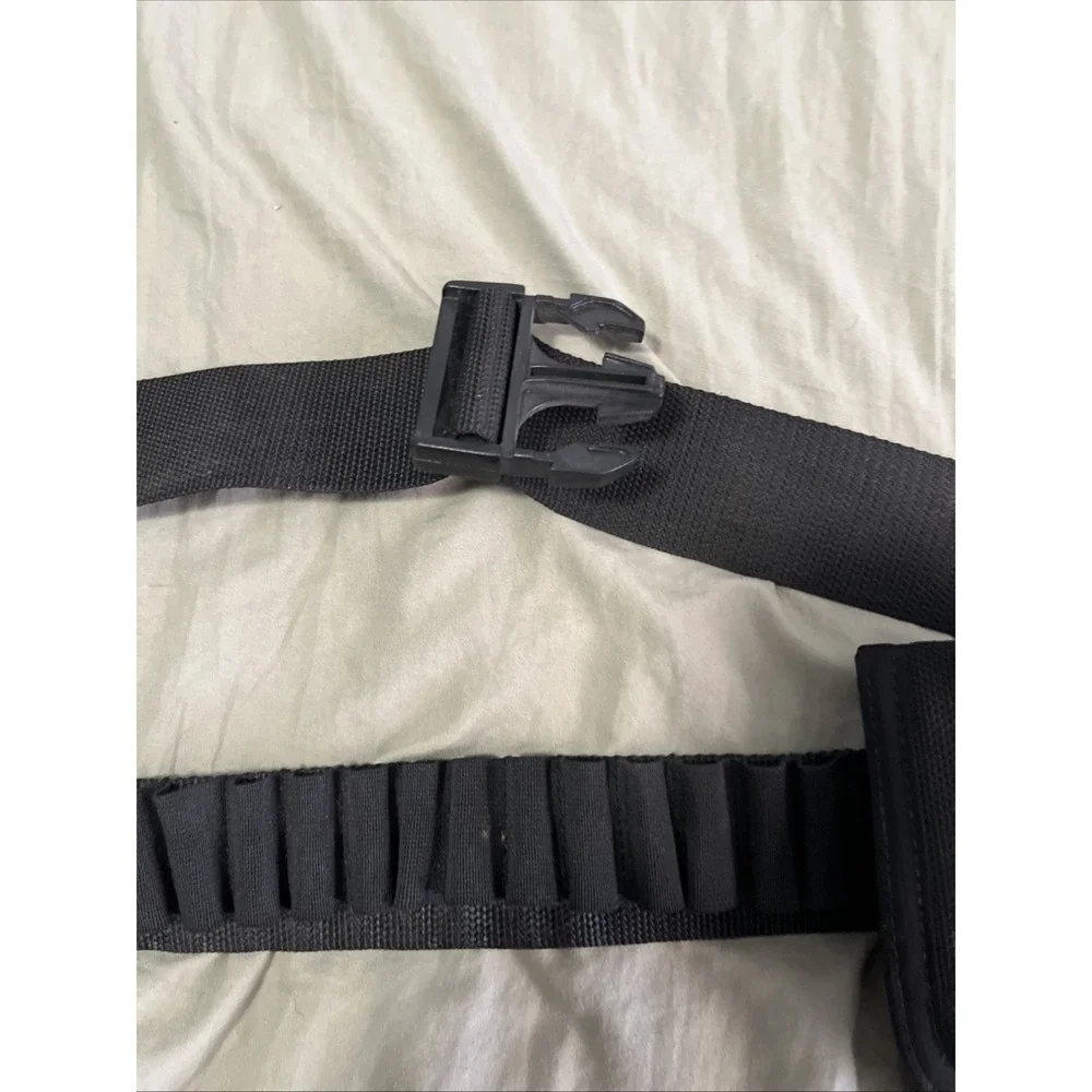 Allen Company 20 Round Belt With 2  Clip Holder Case On Belt, Used